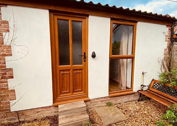 Private Detached Annex In Isleham Village